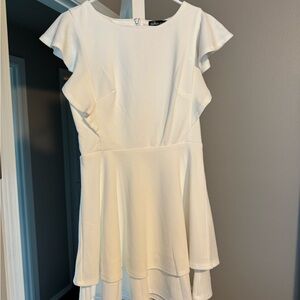 Women’s White Ruffle Hem Dress